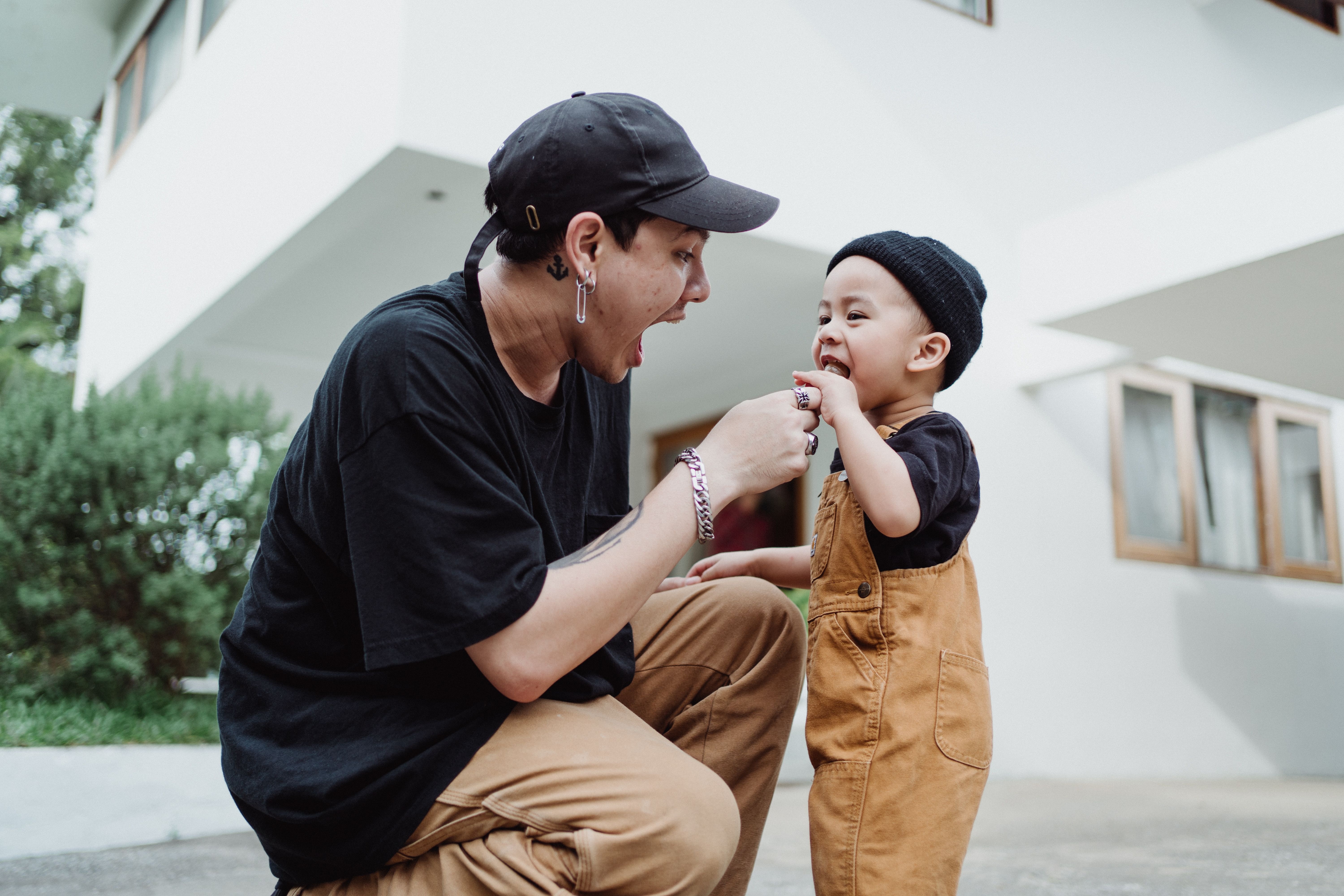 Nỗi ám ảnh 'bố hoàn hảo'