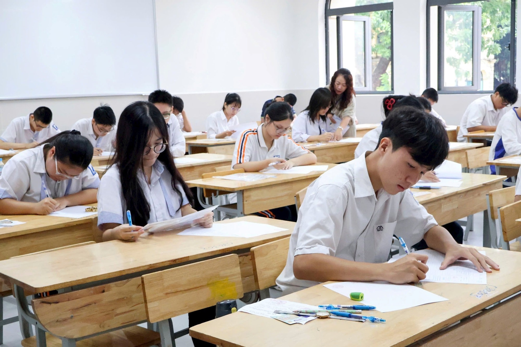 12 học sinh lớp 11 là thủ khoa thi học sinh giỏi của Hà Nội