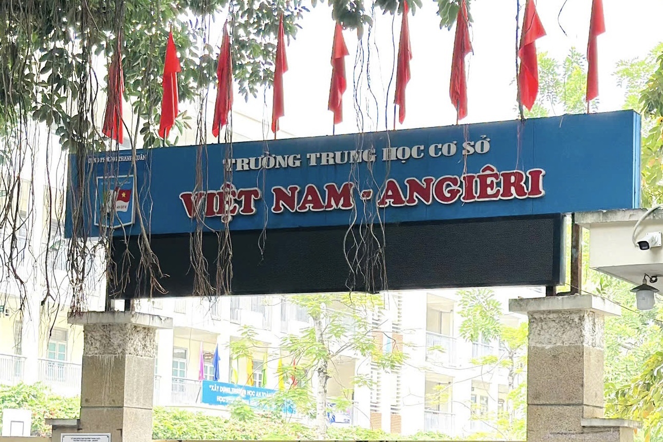 Phụ huynh bức xúc vì thu quỹ 40 triệu đồng, chi 26 triệu trong 2 tháng
