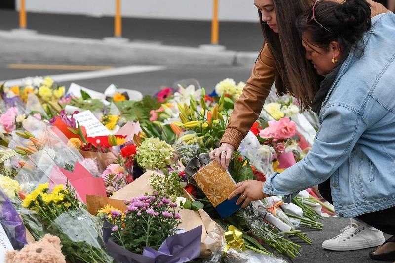 Anh chặn nội dung bạo lực từ facebook, Anh chặn nội dung bạo lực từ twitter, Anh chặn nội dung bạo lực từ google ảnh 2 Anh chan noi dung bao luc tu facebook, Anh chan noi dung bao luc tu twitter, Anh chan noi dung bao luc tu google anh 2