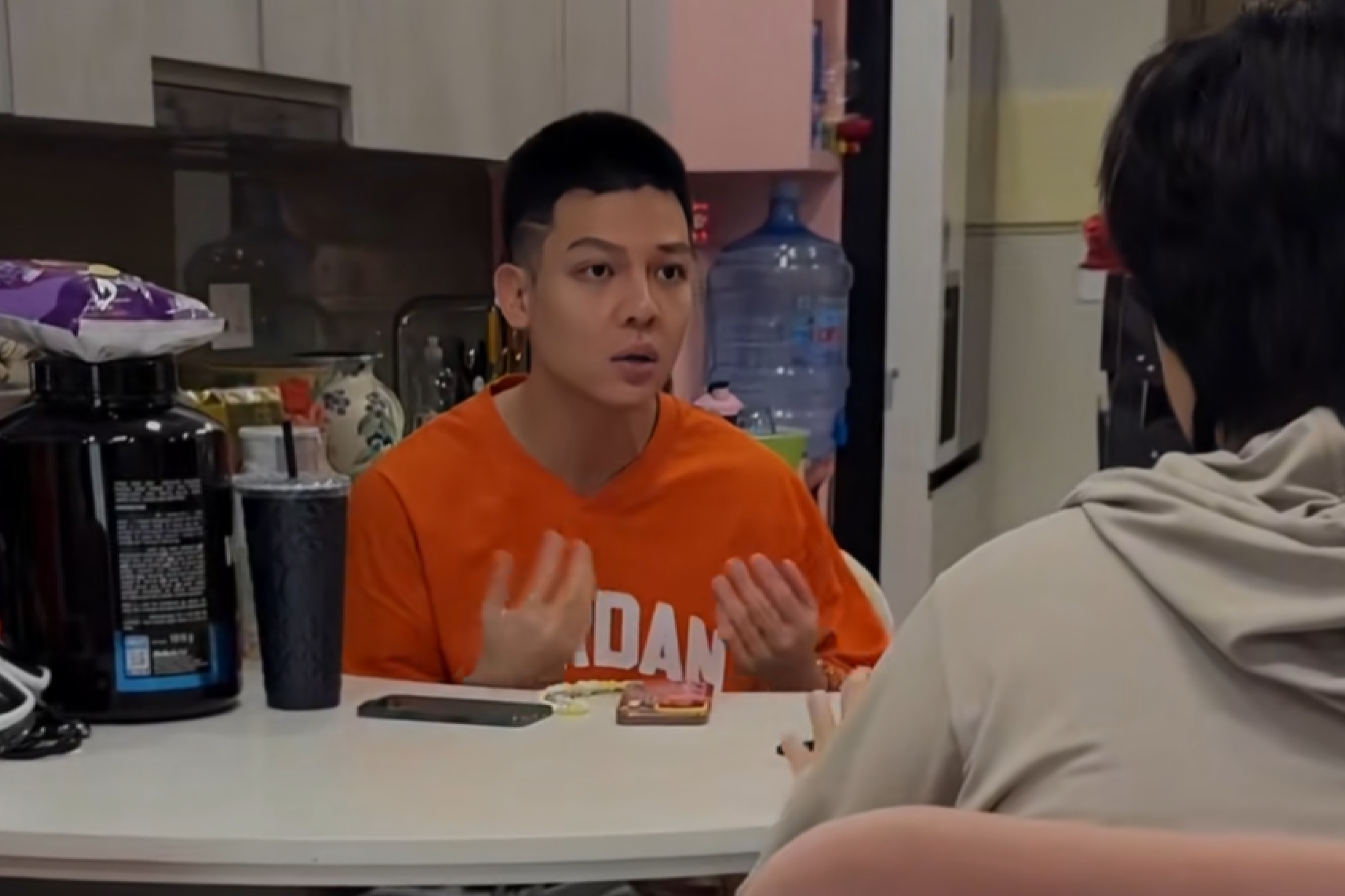 nhà chục tỷ mưa dột  ảnh 1 nha chuc ty mua dot anh 1