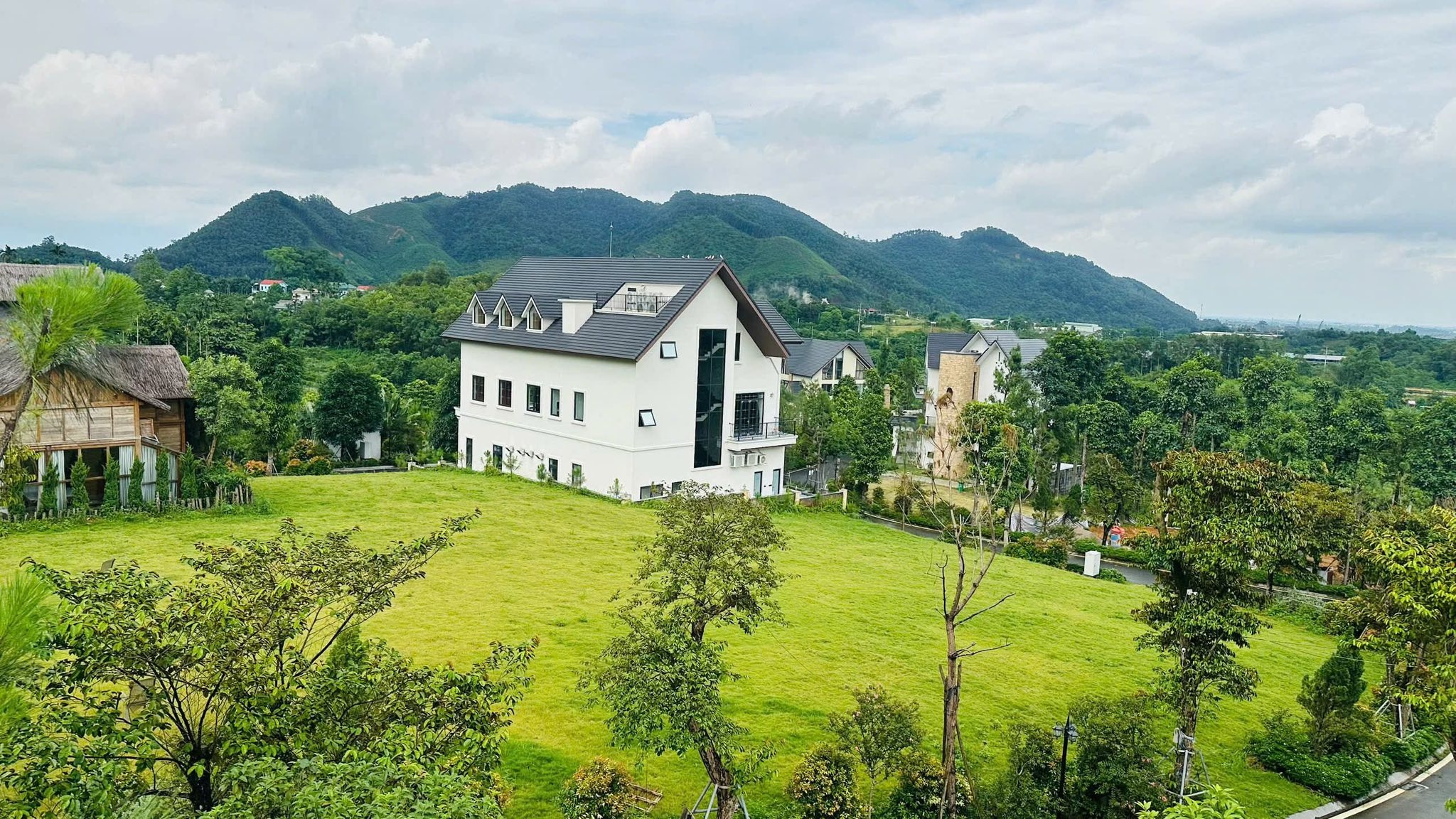 nha nghi duong anh 1