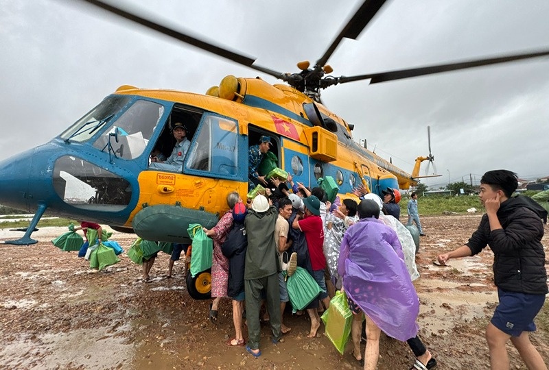 truc thang quan doi anh 2