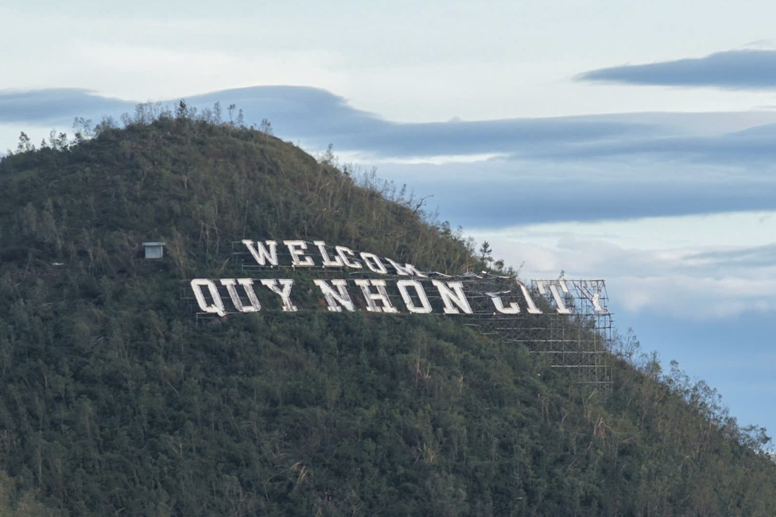 đổ nát sau bão ảnh 7 do nat sau bao anh 7