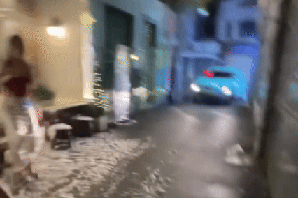 khach bi tat nuoc anh 1