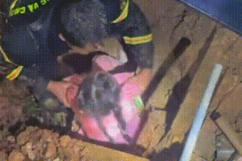 Phut nghet tho cuu be gai bi vui lap sau sat lo nghiem trong o Da Lat hinh anh