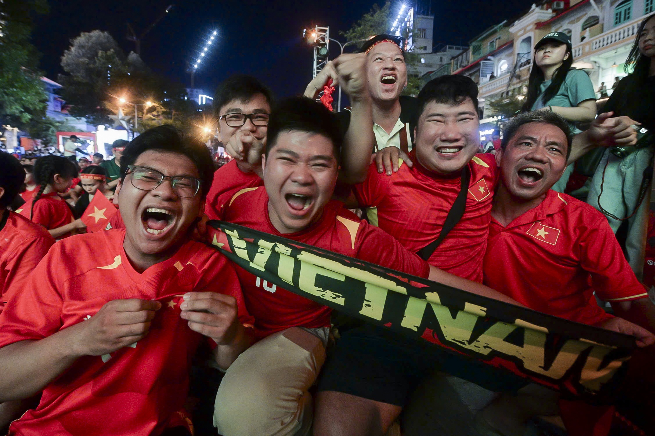 CDV do ra duong an mung chuc vo dich SEA Games 33 cua U22 Viet Nam hinh anh