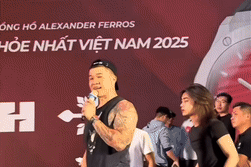 Anh chang thu sinh nang ta 100 kg o TP.HCM gay sot hinh anh