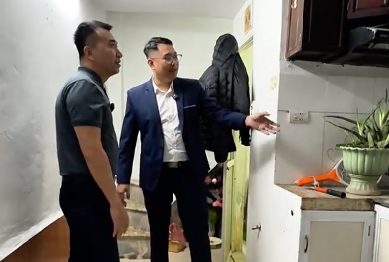 Nha 7 m2 gia 2 ty, tam tang 6 ve sinh phai xuong tang 1 hinh anh