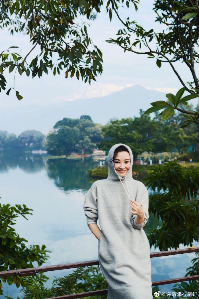 Thánh cô đẹp nhất màn ảnh giật chồng ảnh 7 Thanh co dep nhat man anh giat chong anh 7