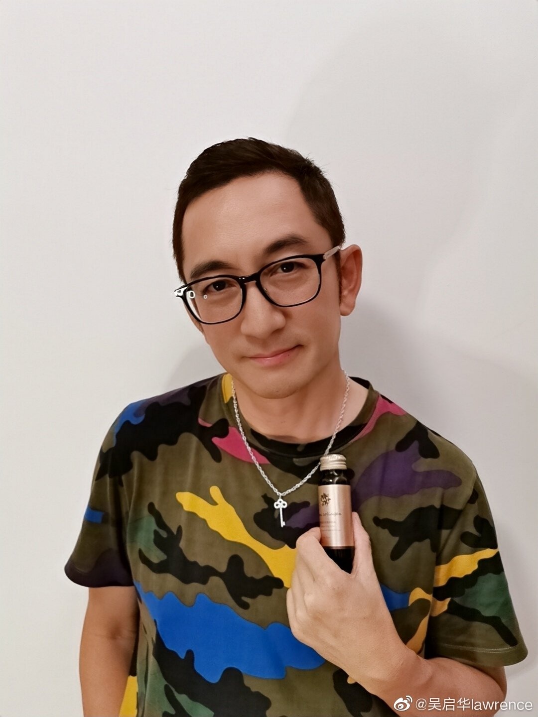 Nam dien vien tre trung,  phong do anh 18