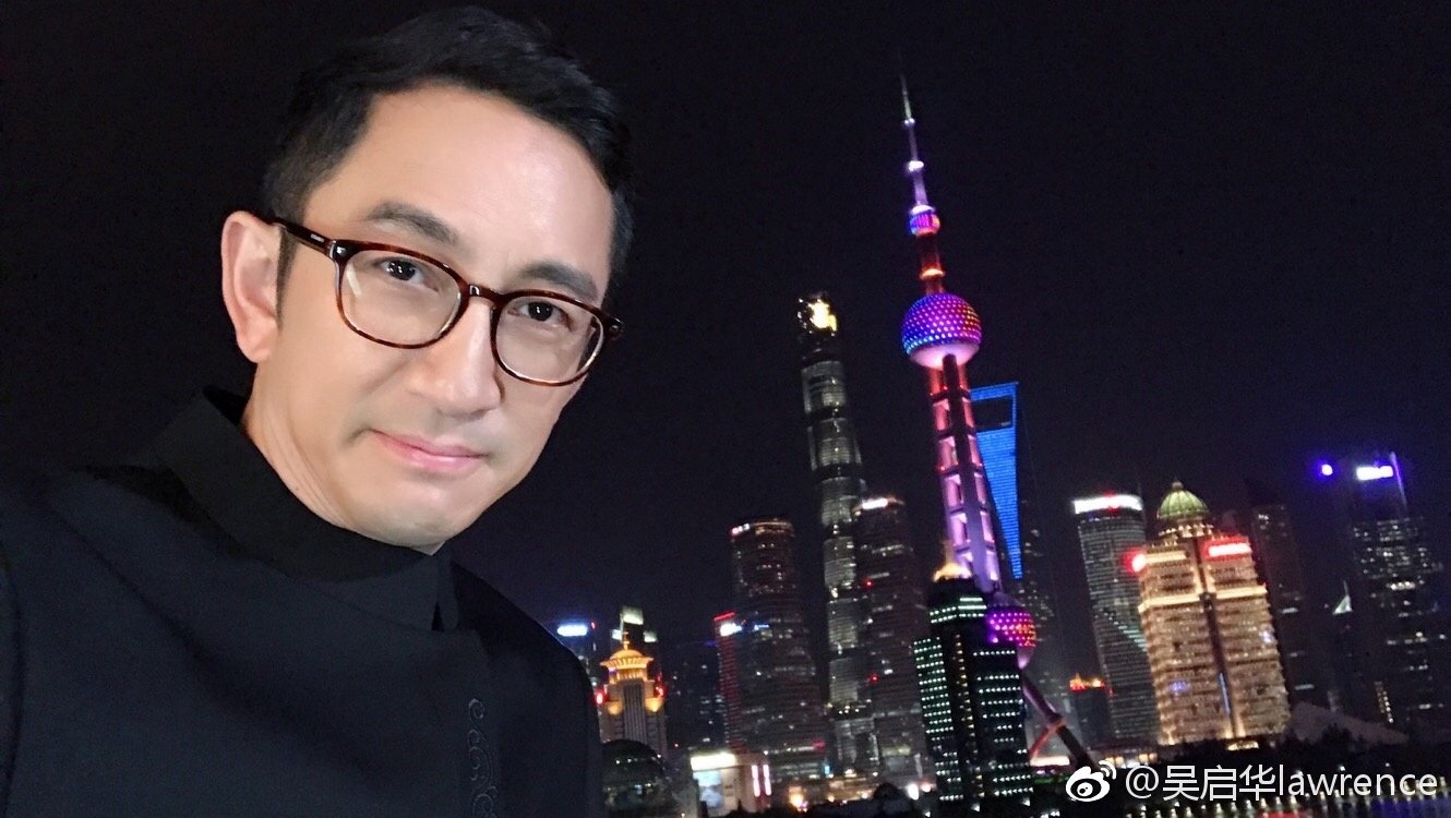 Nam dien vien tre trung,  phong do anh 20