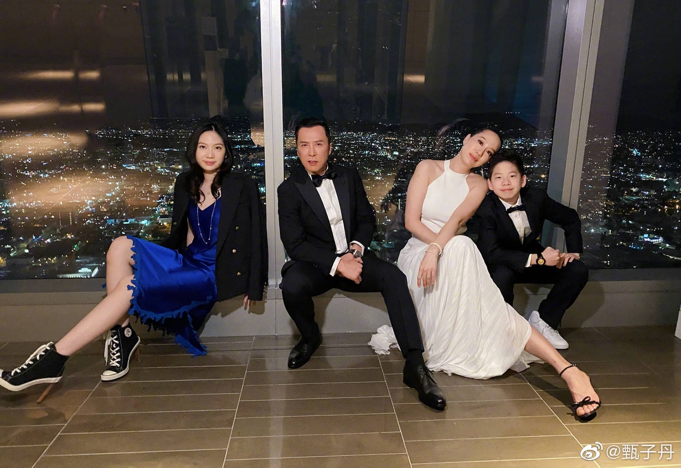 Nam dien vien tre trung,  phong do anh 4