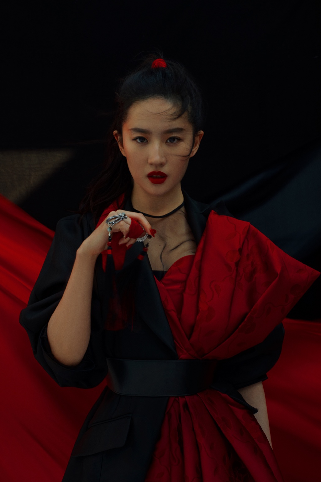 Nhan sac Luu Diec Phi anh 2