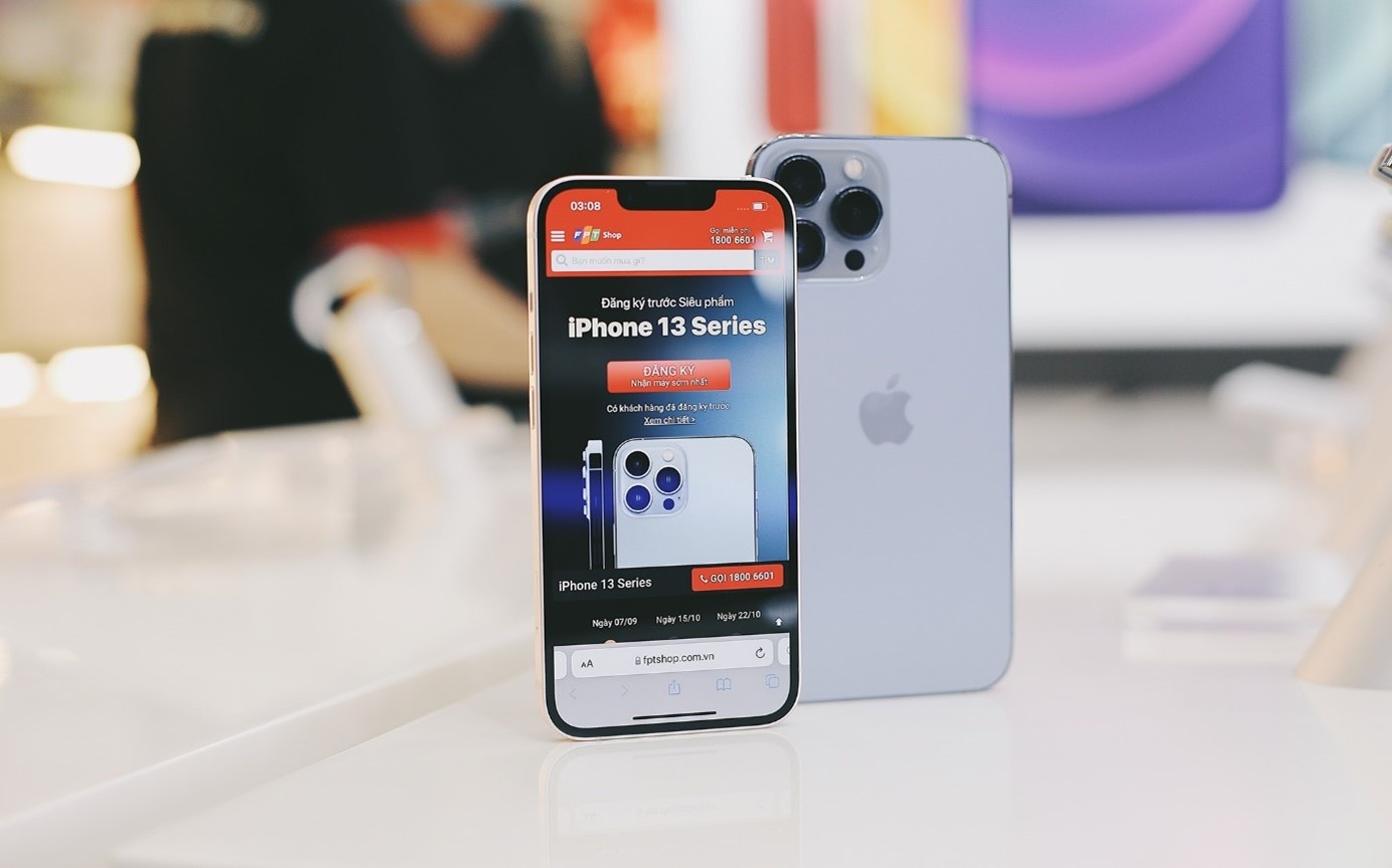 mua iphone 13 anh 2