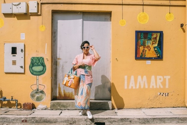 Thoi trang da sac mau tai Singapore hinh anh