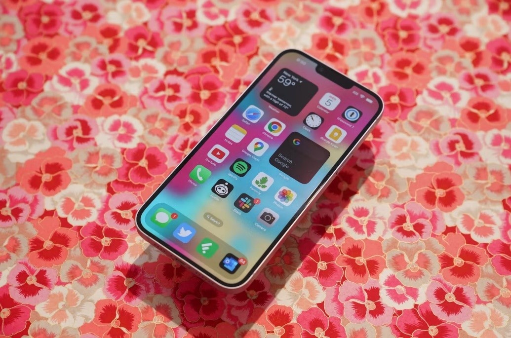 mo ban iPhone 14 anh 5