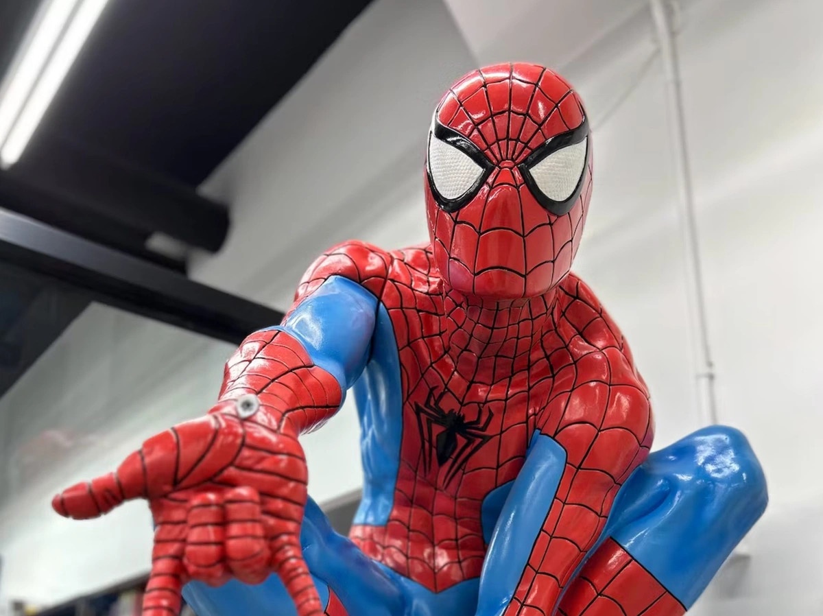 mo ban iPhone 14 anh 13