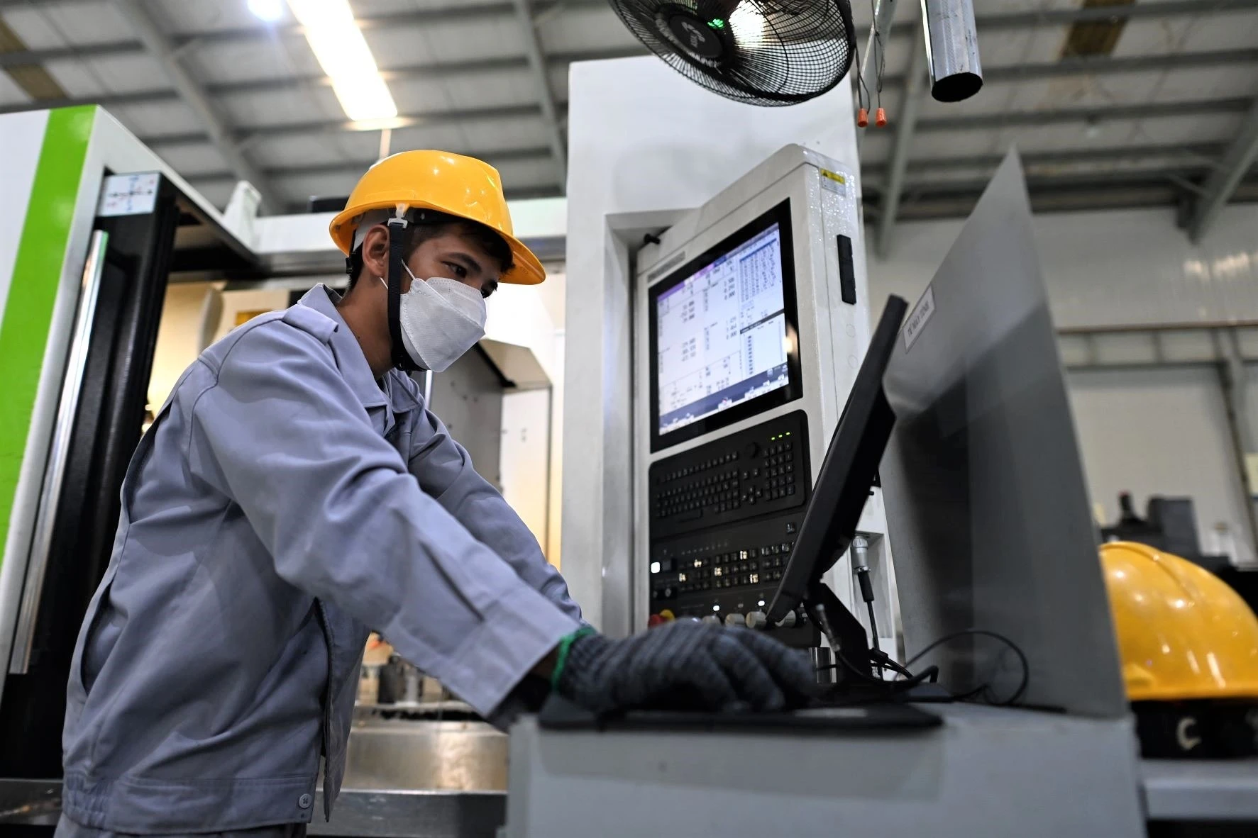 Xuat khau san pham co khi - co hoi ty USD cua Viet Nam hinh anh