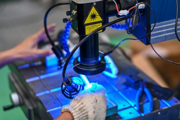 Luat hoa cac chinh sach de phat trien cong nghiep co khi trong nuoc hinh anh