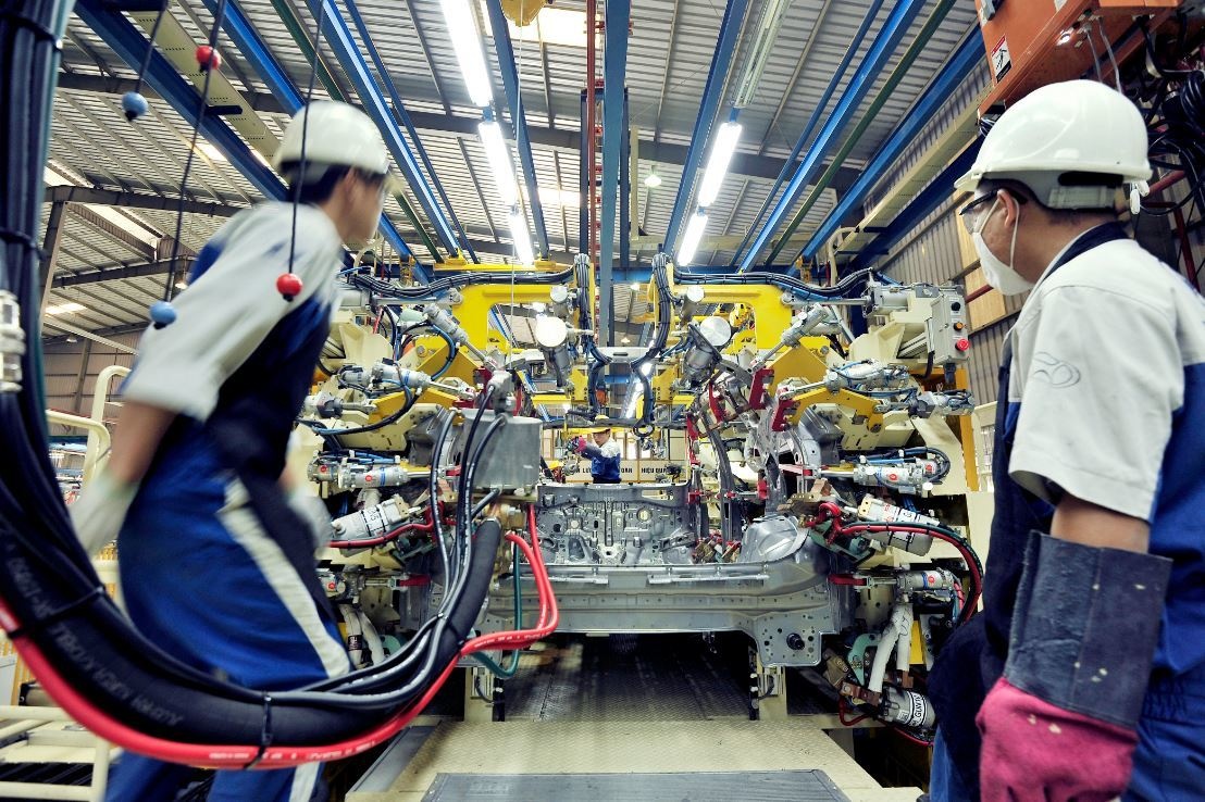 Thi truong noi dia - mieng banh hap dan cua cong nghiep ho tro hinh anh