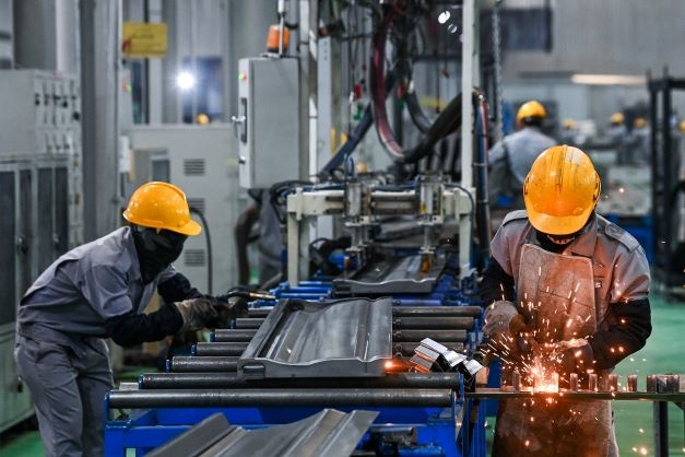 chinh sach cong nghiep anh 9