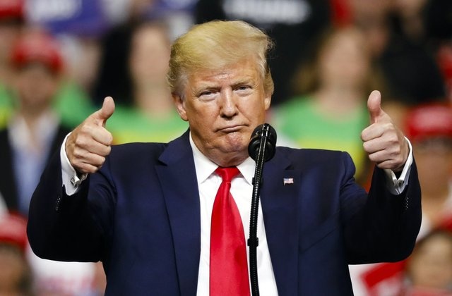 Sean Spicer: Ong Trump se tai tranh cu tong thong nam 2024 hinh anh