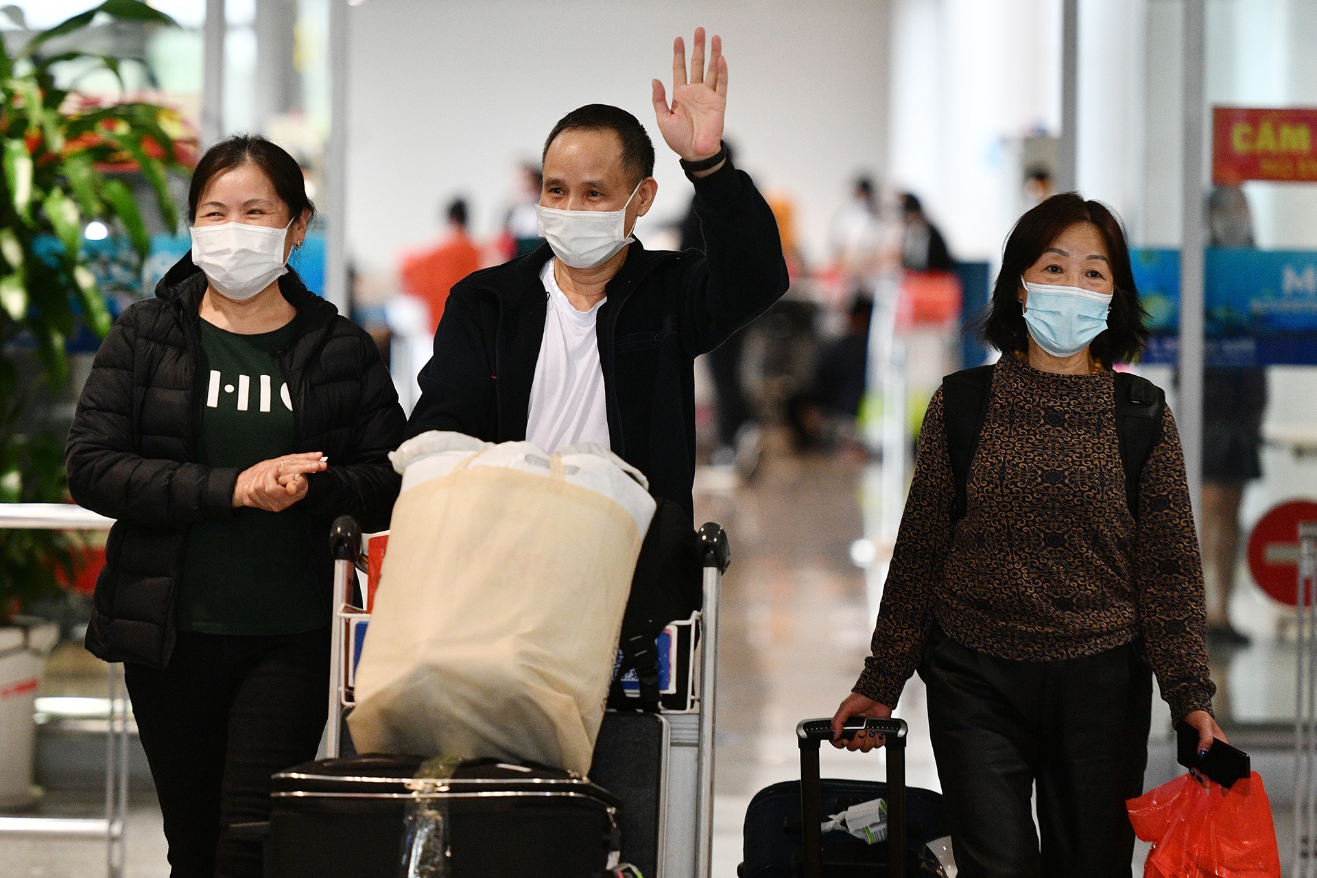 Them 2 chuyen bay cho kieu bao tu Ukraine ve nuoc hinh anh