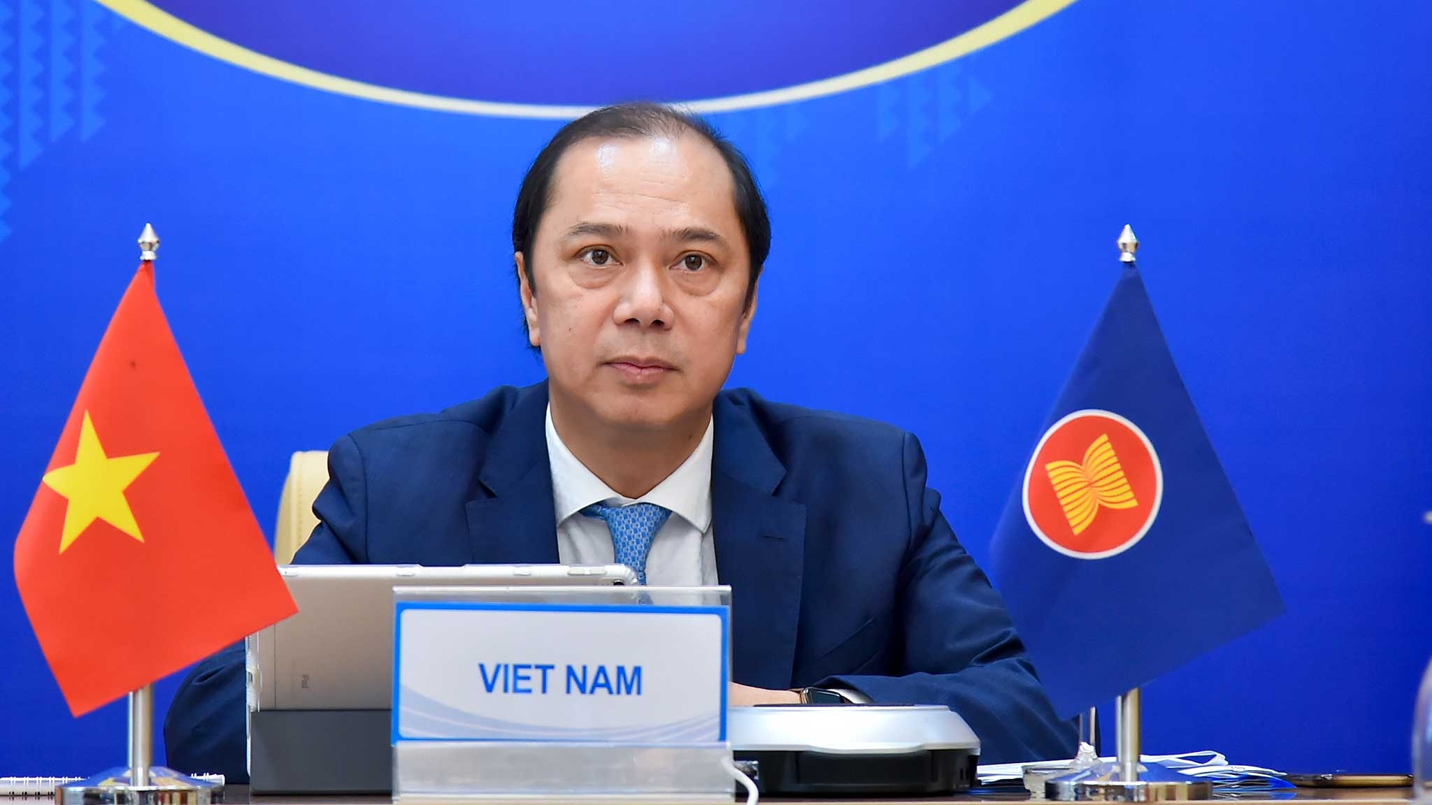 Trung Quoc cam ket cung ung dong deu vaccine cho ASEAN hinh anh