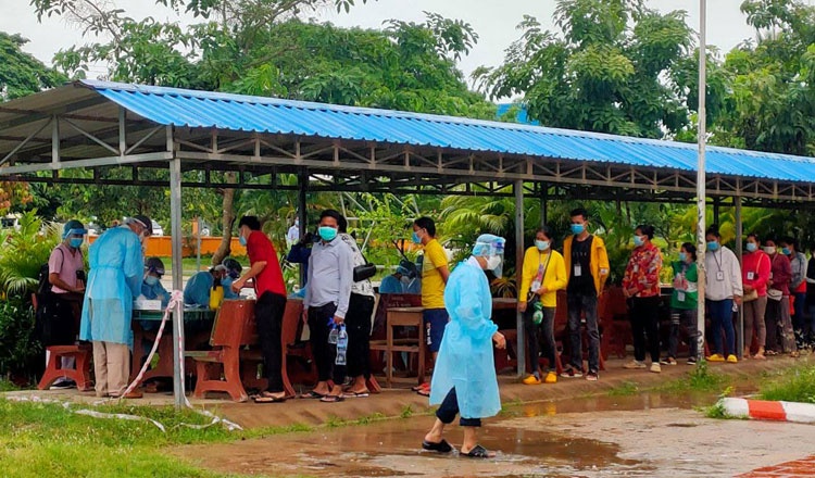 Campuchia phat hien cum dich o cac nha may hinh anh