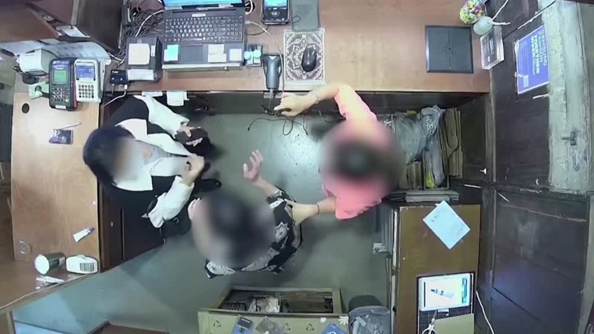 Vo tat nguoi ban hang, dai su Bi tai Han Quoc phai ket thuc nhiem ky hinh anh