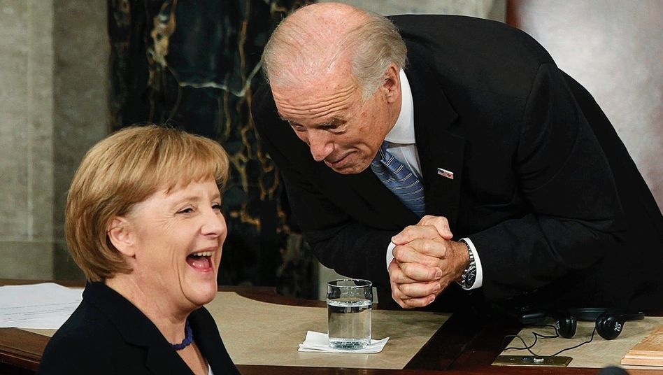 My bi cao buoc nghe len thu tuong Duc va quan chuc chau Au hinh anh