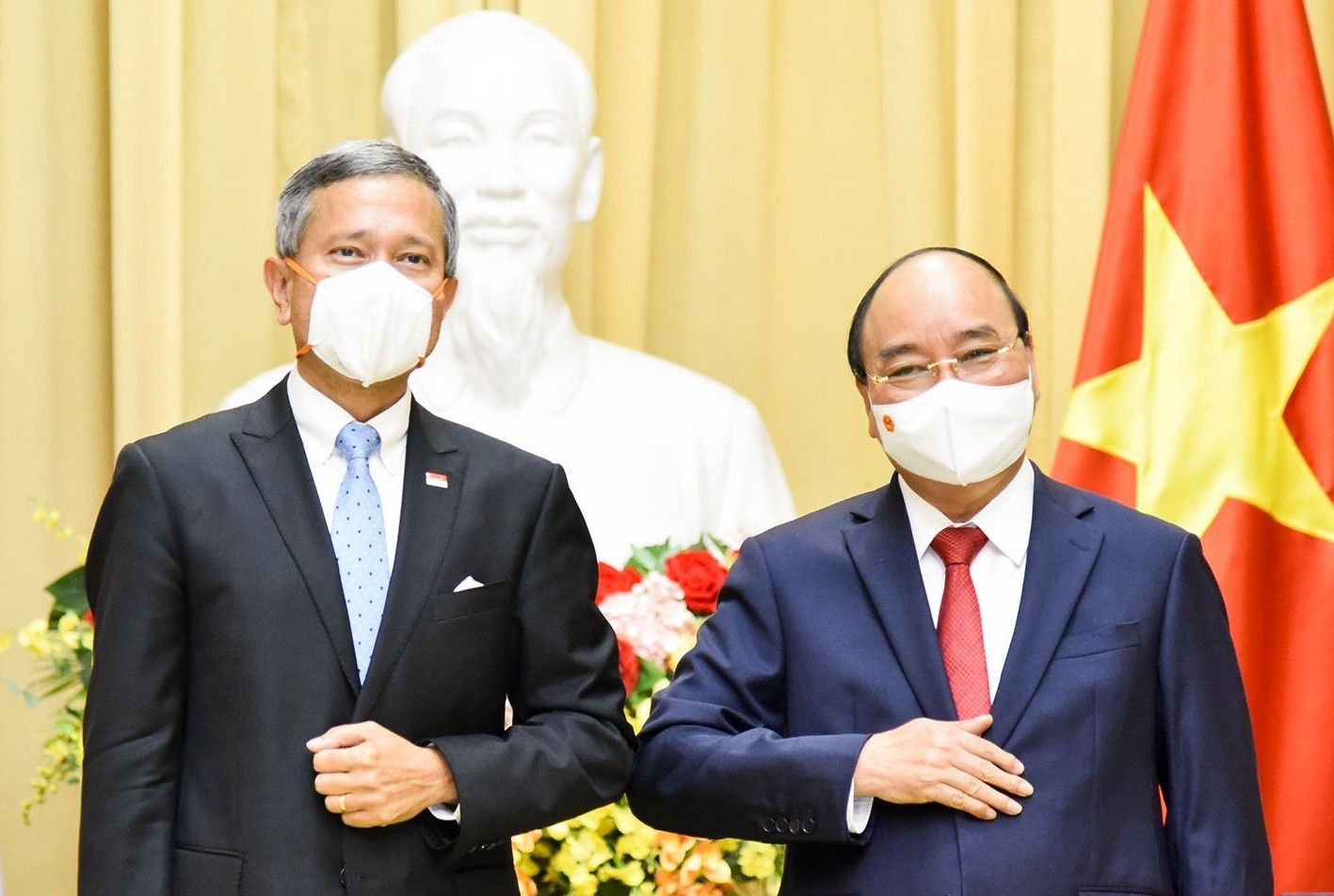 Singapore de xuat trao doi ve cong nhan chung chi vaccine voi Viet Nam hinh anh