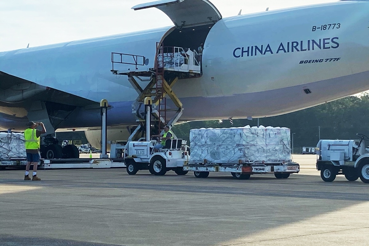 My chuyen 2,5 trieu lieu vaccine Moderna cho Dai Loan nhu the nao? hinh anh