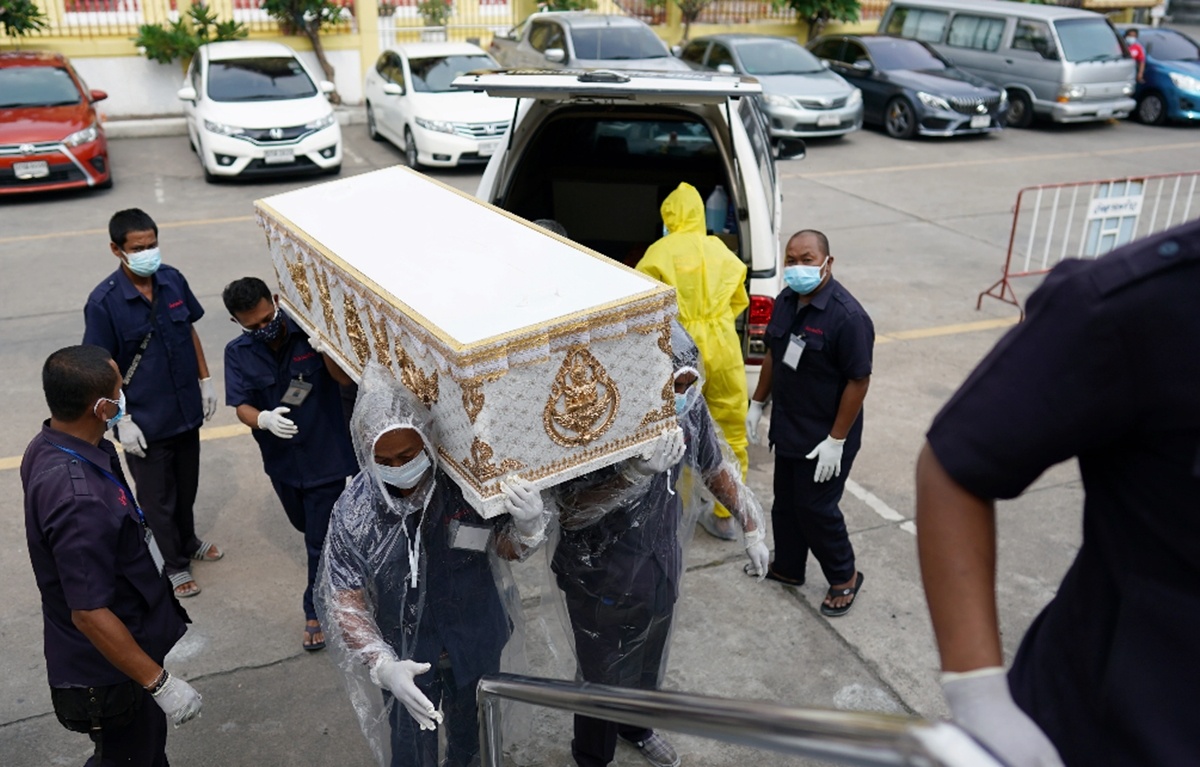 So nguoi chet vi Covid-19 o Thai Lan tang cao ky luc hinh anh