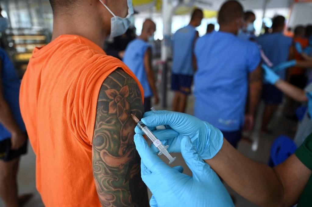 Cac nha tu o Thai Lan suyt 'toang' vi can bo lay lan virus hinh anh