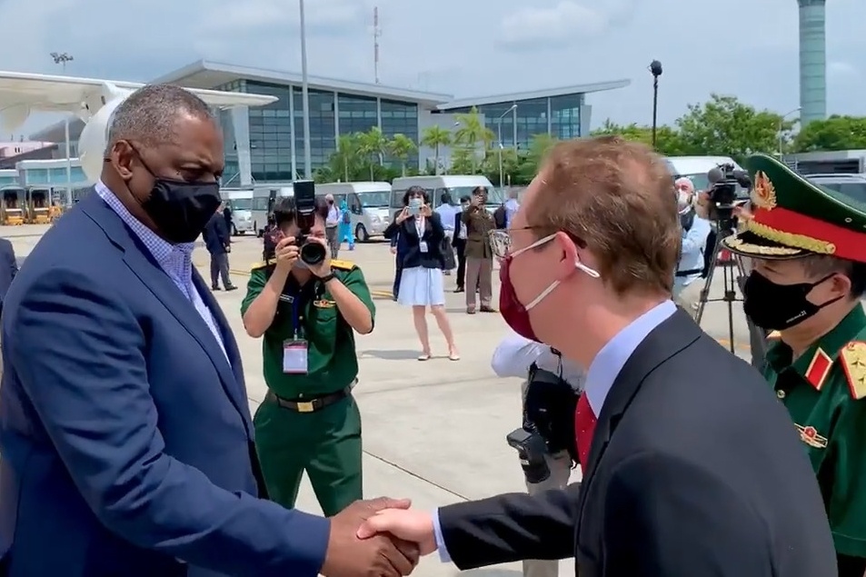 Bo truong Quoc phong My toi Viet Nam hinh anh