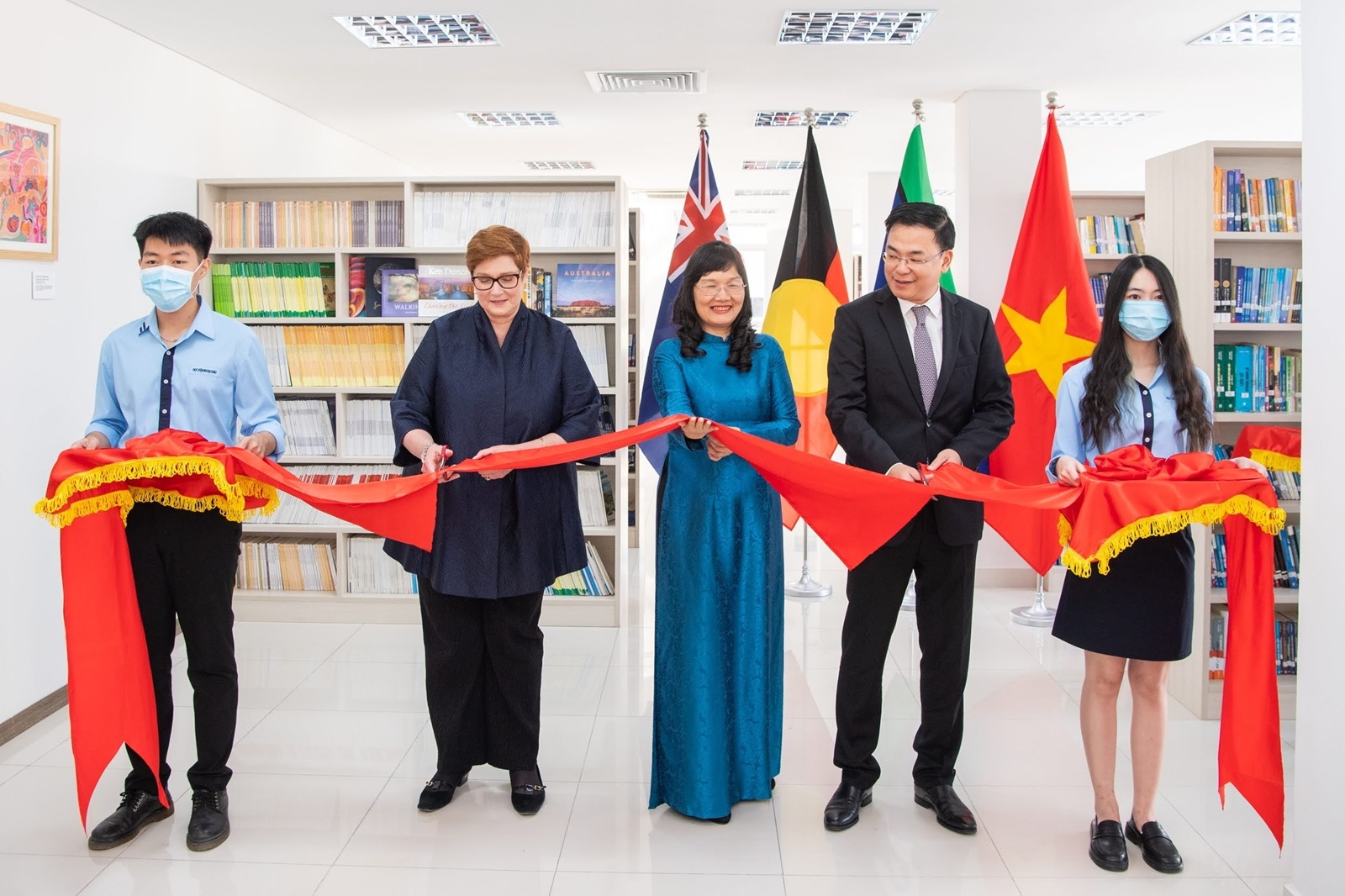 hoc vien ngoai giao anh 1