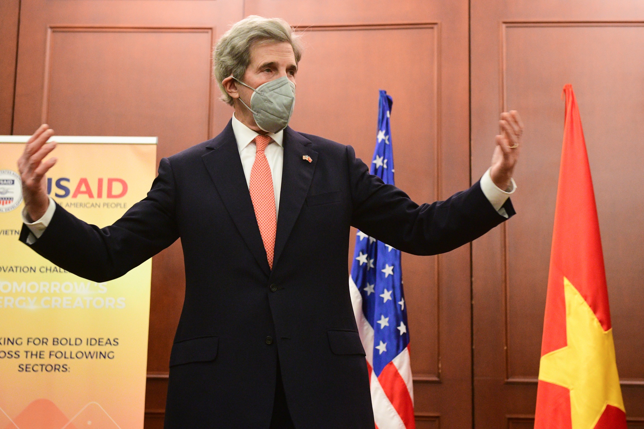 John Kerry den Viet Nam anh 1