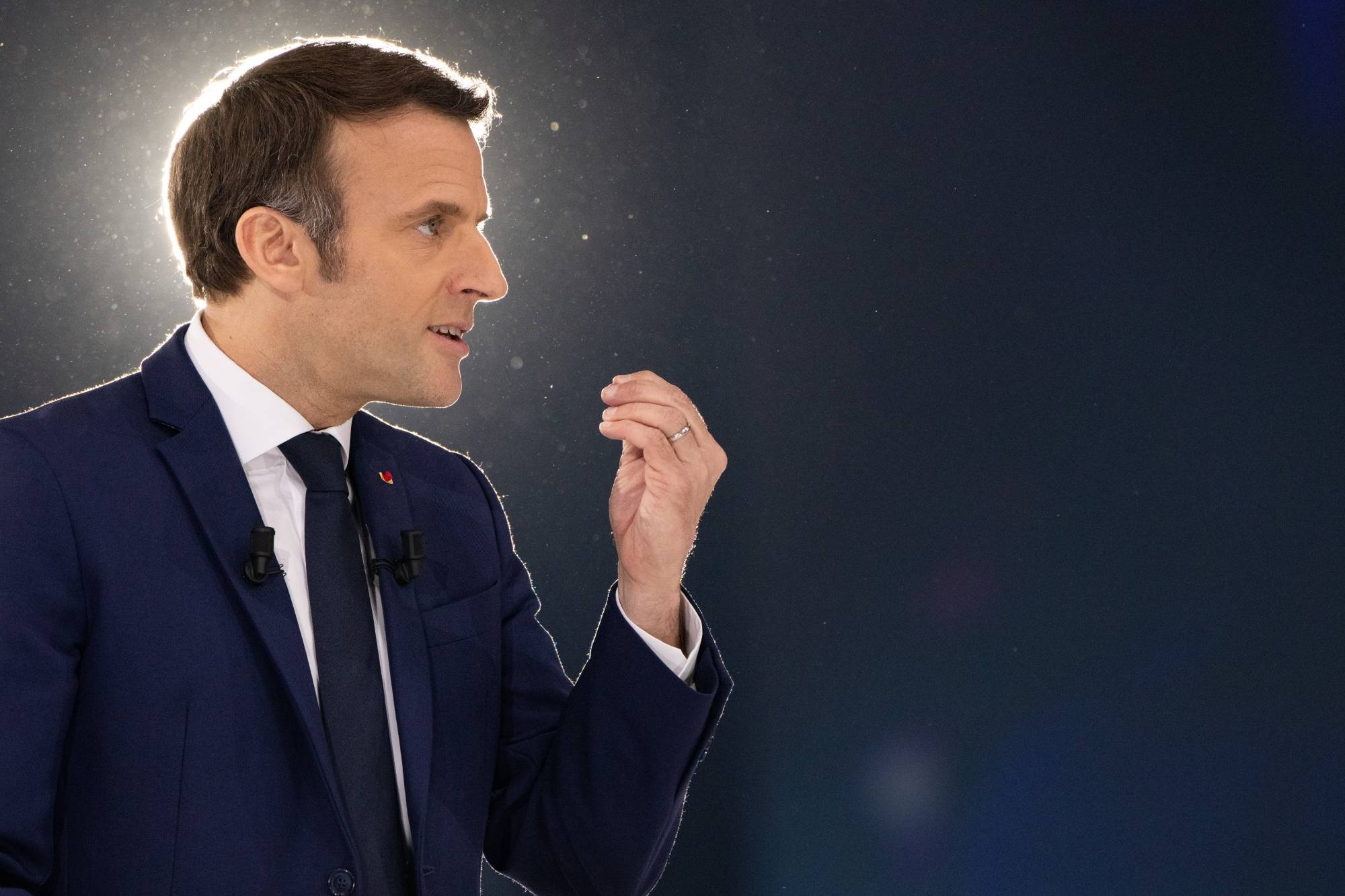 Tham do hau bau cu tong thong Phap: Ong Macron rong cua thang hinh anh