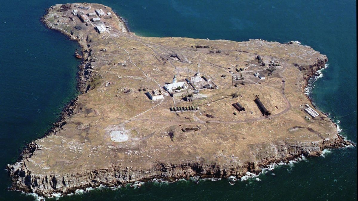 Ukraine tuyen bo da tan cong luc luong Nga tren dao Ran hinh anh