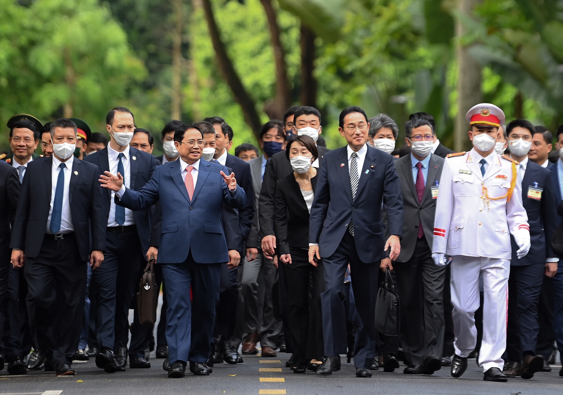 le don thu tuong Nhat Ban anh 1