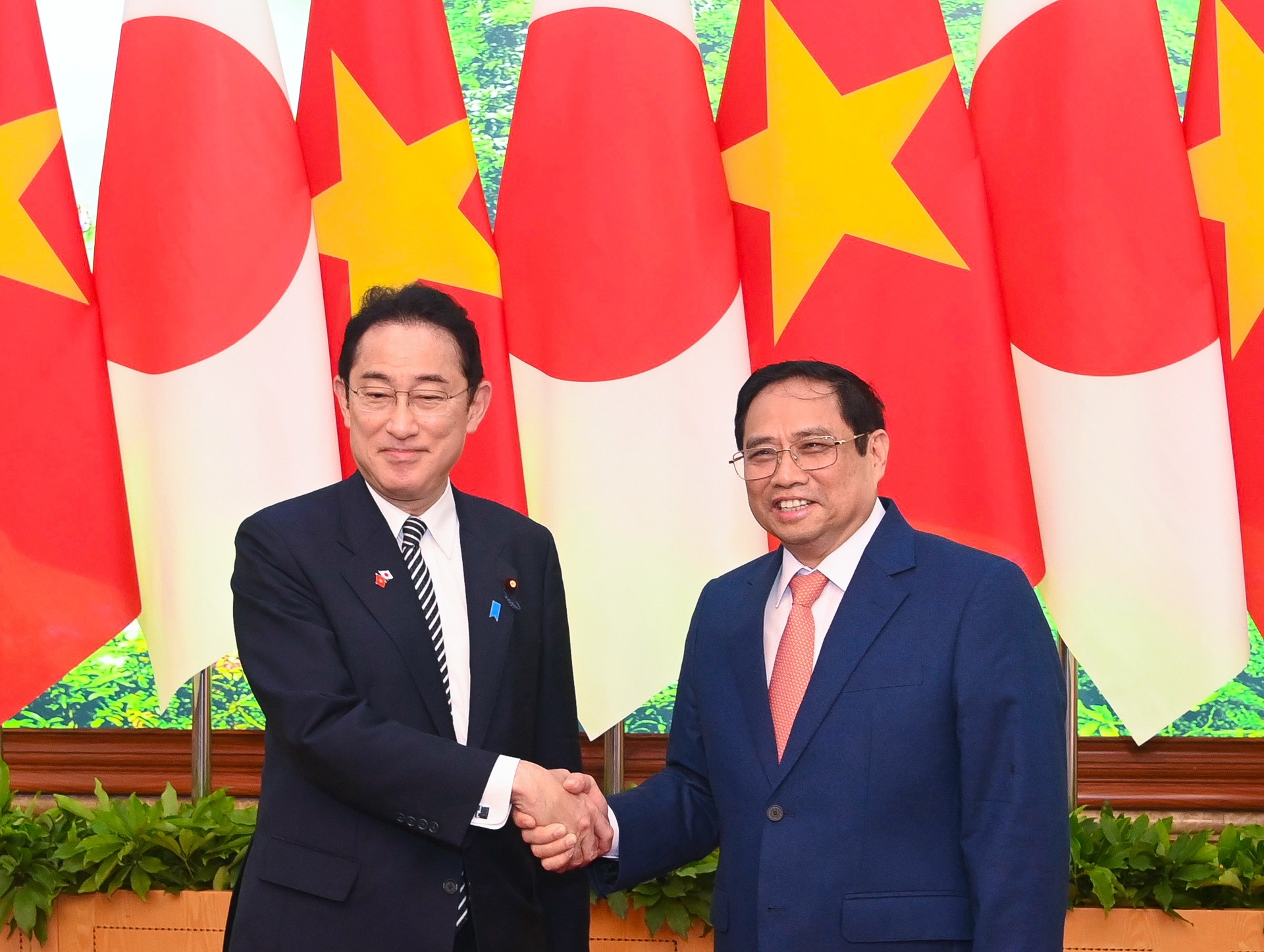 le don thu tuong Nhat Ban anh 5