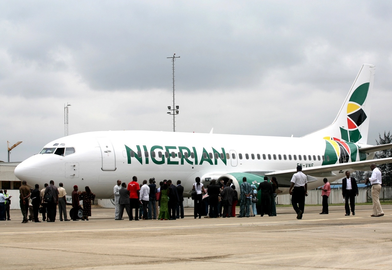 Quoc gia dau tien dung bay noi dia vi nhien lieu tang gia hinh anh