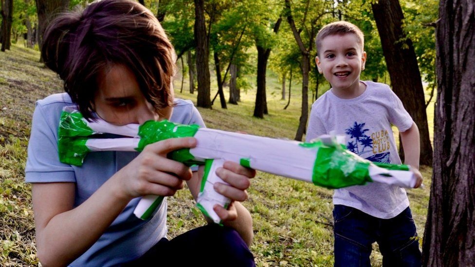 hon 60 ngay ben duoi Azovstal anh 3