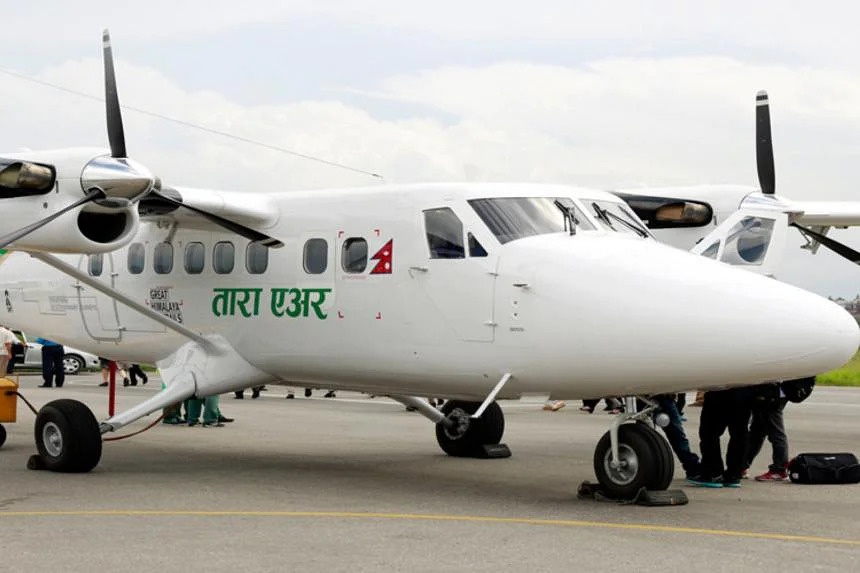 May bay cho 22 nguoi mat tich o Nepal hinh anh