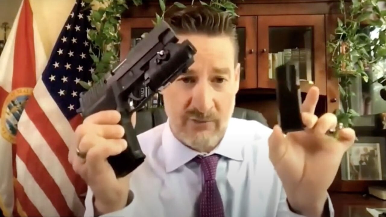 Nghi si My rut sung giua cuoc hop de phan doi du luat kiem soat sung hinh anh