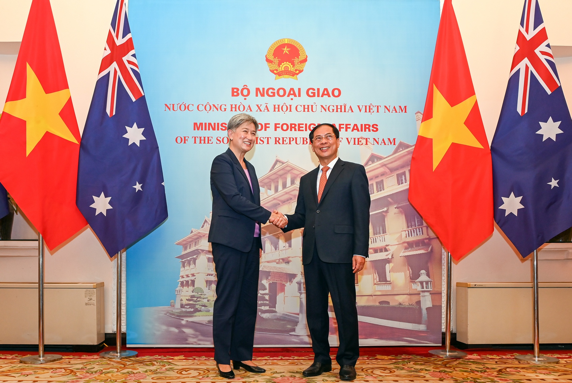 Australia luon coi trong Viet Nam anh 2