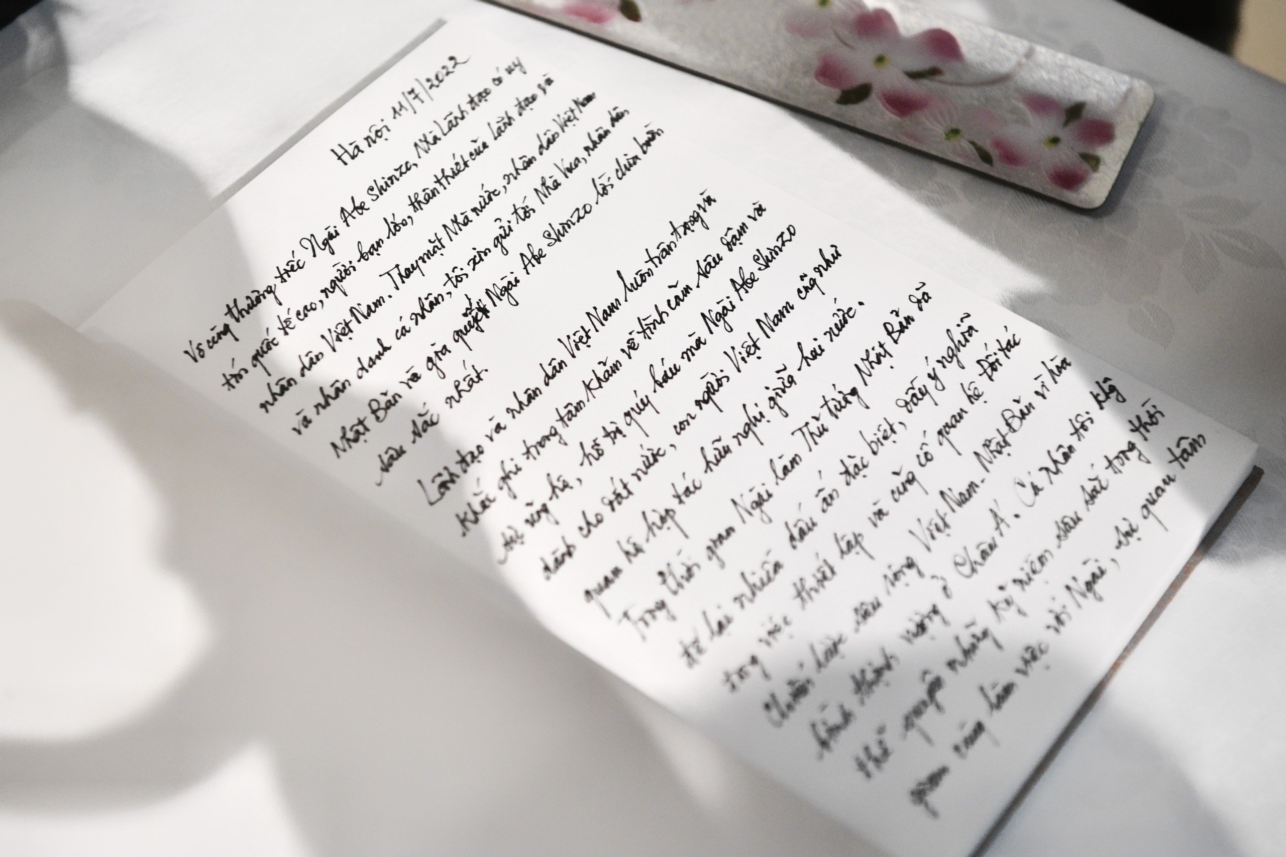 Thu tuong tuong niem ong Abe anh 3