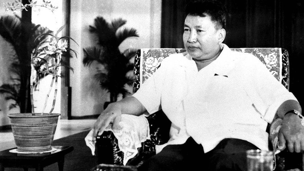 che do Pol Pot anh 1
